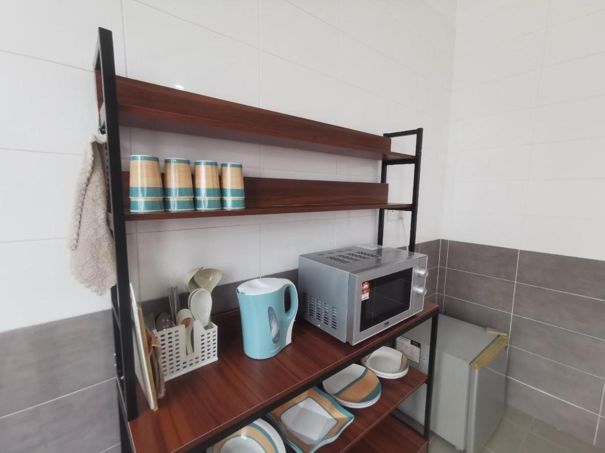 Oyo Homes 90524 D'J Pegaso Serom Homestay مُوار المظهر الخارجي الصورة