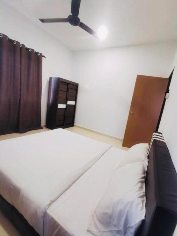 Oyo Homes 90524 D'J Pegaso Serom Homestay مُوار المظهر الخارجي الصورة