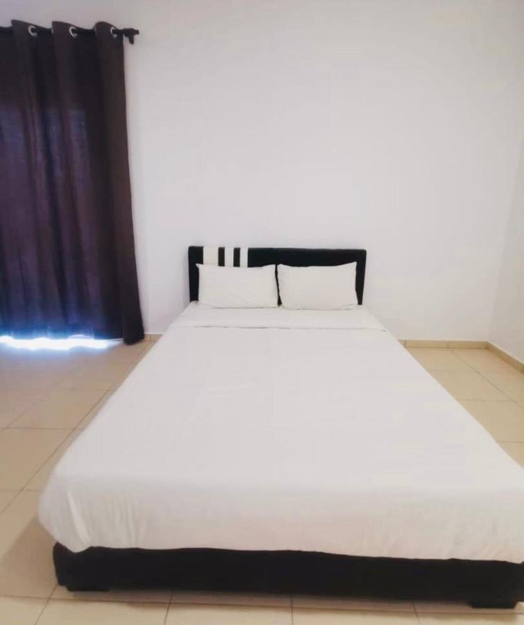 Oyo Homes 90524 D'J Pegaso Serom Homestay مُوار المظهر الخارجي الصورة